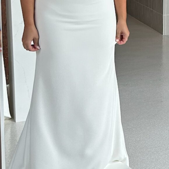 New Never Worn Aesling Bardi Wedding Gown - Picture 5 of 6